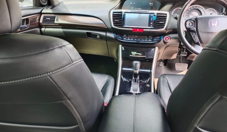 Honda Accord 2.0E G9 AT 2016 full
